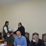 პირველი სხდომის გაგრძელება.